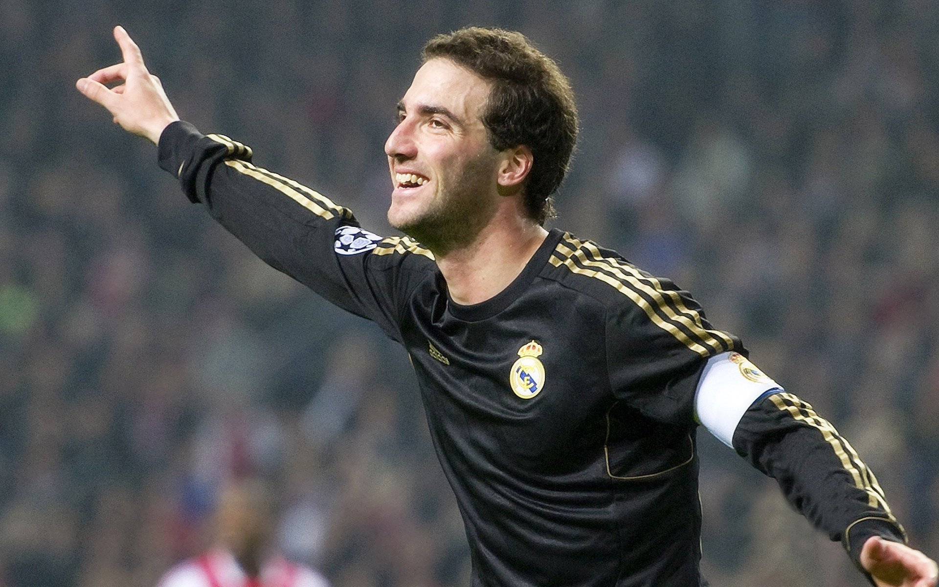 kaiyun体育综合-职业球员设立赛季读书计划提升文化素养形象，职业球员训练